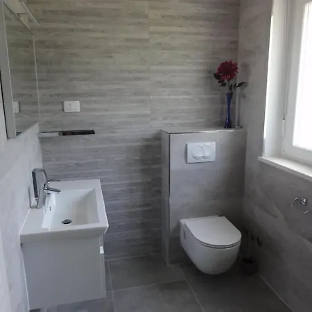 Riva - Five Bedroom With Pool And Sea View Вилла