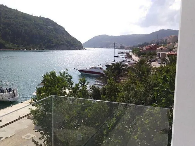 别墅 Riva - Five Bedroom With Pool And Sea View *