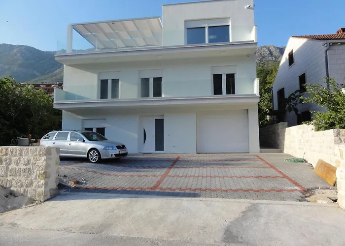 Riva - Five Bedroom With Pool And Sea View * Mokošica