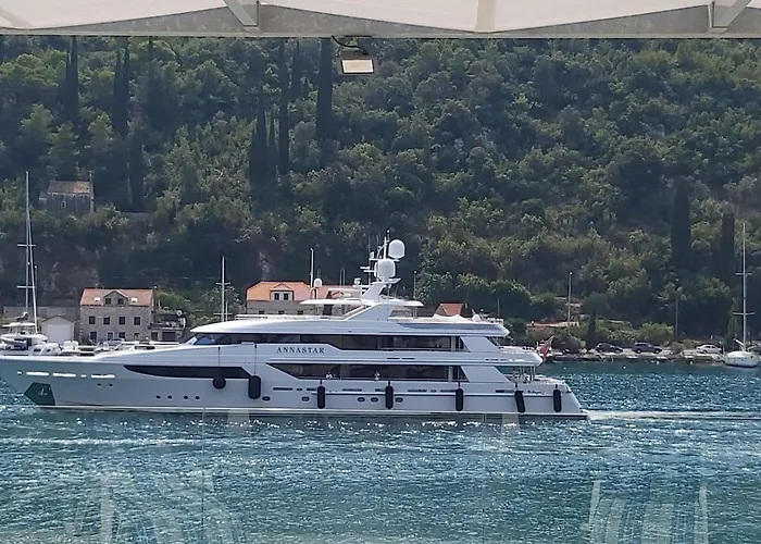 别墅 Riva - Five Bedroom With Pool And Sea View *