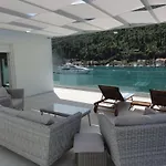 Riva - Five Bedroom With Pool And Sea View Mokošica