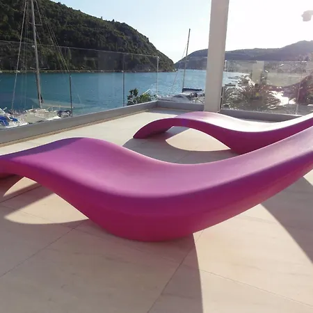 Riva - Five Bedroom With Pool And Sea View فيلة Mokošica