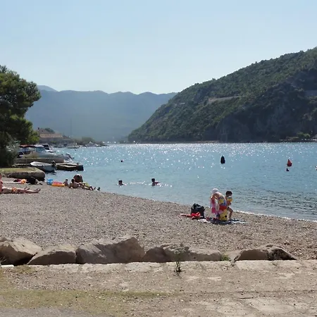 Riva - Five Bedroom With Pool And Sea View * Mokošica